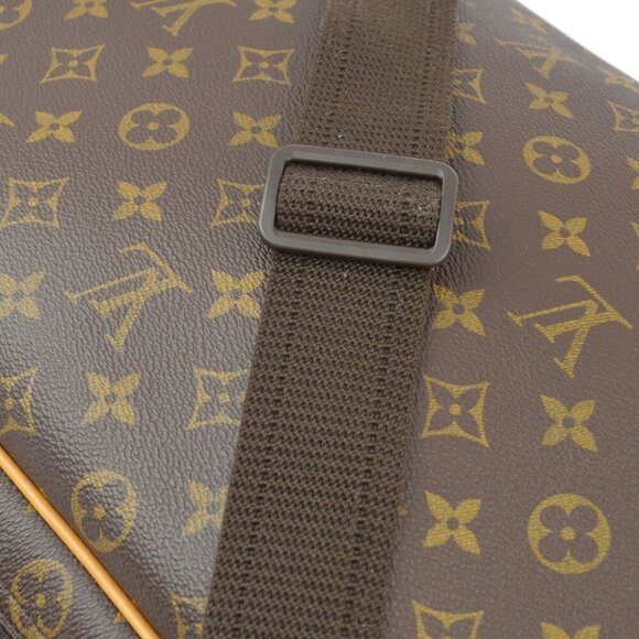 Louis Vuitton Monogram Reporter GM Shoulder Bag - Picture 5 of 10